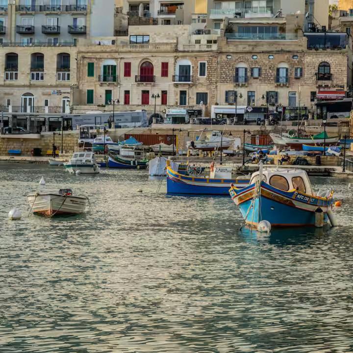 Apartment Spinola Seafront Loft Deluxe Saint Julian's